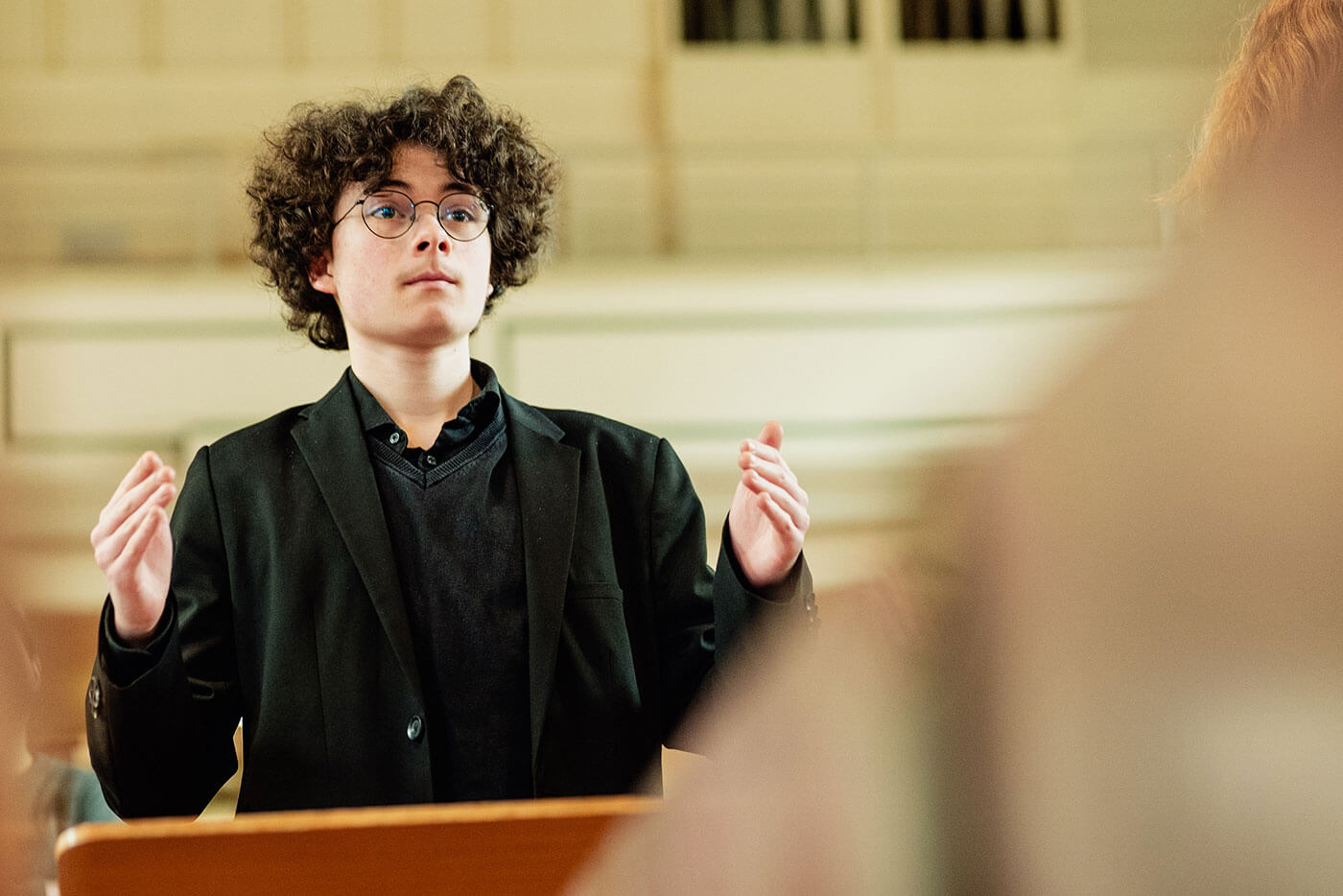 Julian Finckh (Freiburg im Breisau) spielt an der Hradetzky-Orgel Werke von Johann Sebastian, Bach, Joseph Haydn, Johann Jakob Froberger und Georg Muffat